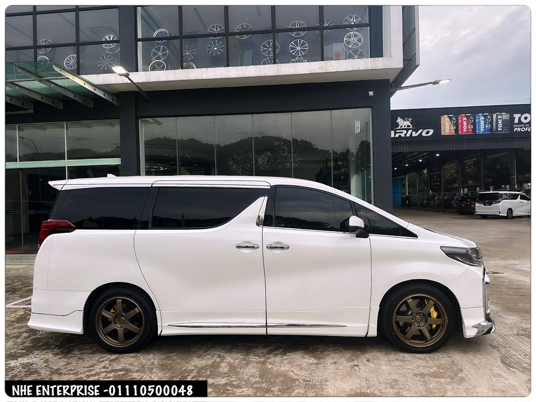 Toyota Alphard S